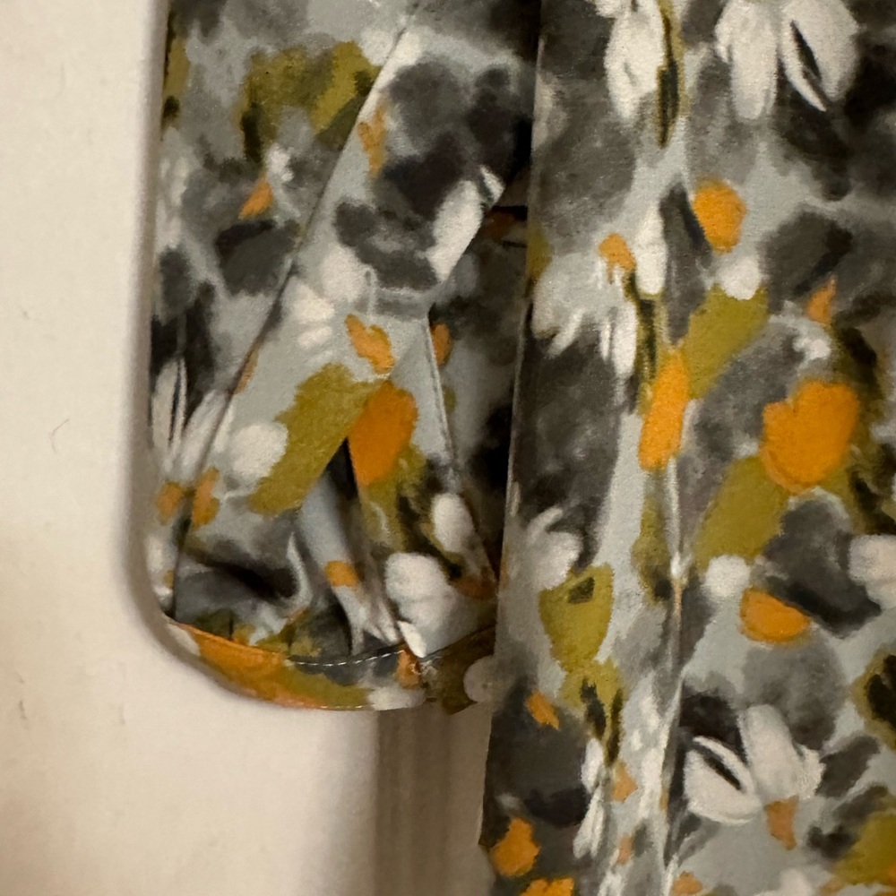 Like New Gray Floral Top by NYDJ, Size M. - Picture 6 of 6